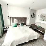 118 W Pieciogwiazdkowym Plaza 200 M Dobruk Prywatny Διαμέρισμα Kołobrzeg