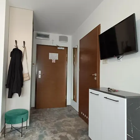 118 W Pieciogwiazdkowym Plaza 200 M Dobruk Prywatny * Kołobrzeg