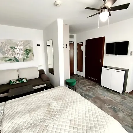 Apartment 118 W Pieciogwiazdkowym Plaza 200 M Dobruk Prywatny *